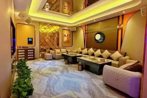 清远404酒吧商务夜场招聘礼仪礼宾员,本地直招无费用入职无忧超轻松